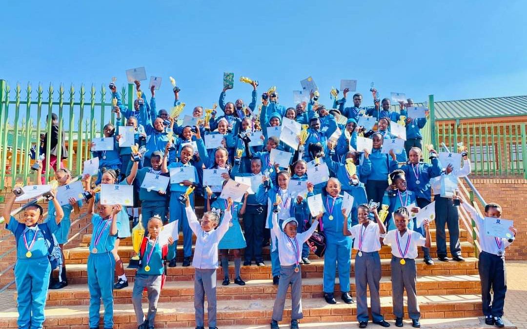 ELIMITES BROTHERHOOD CLUB PROUDLY SPONSORS TSAKANI PRIMARY SCHOOL LEARNER EXCELLENCE AWARDS